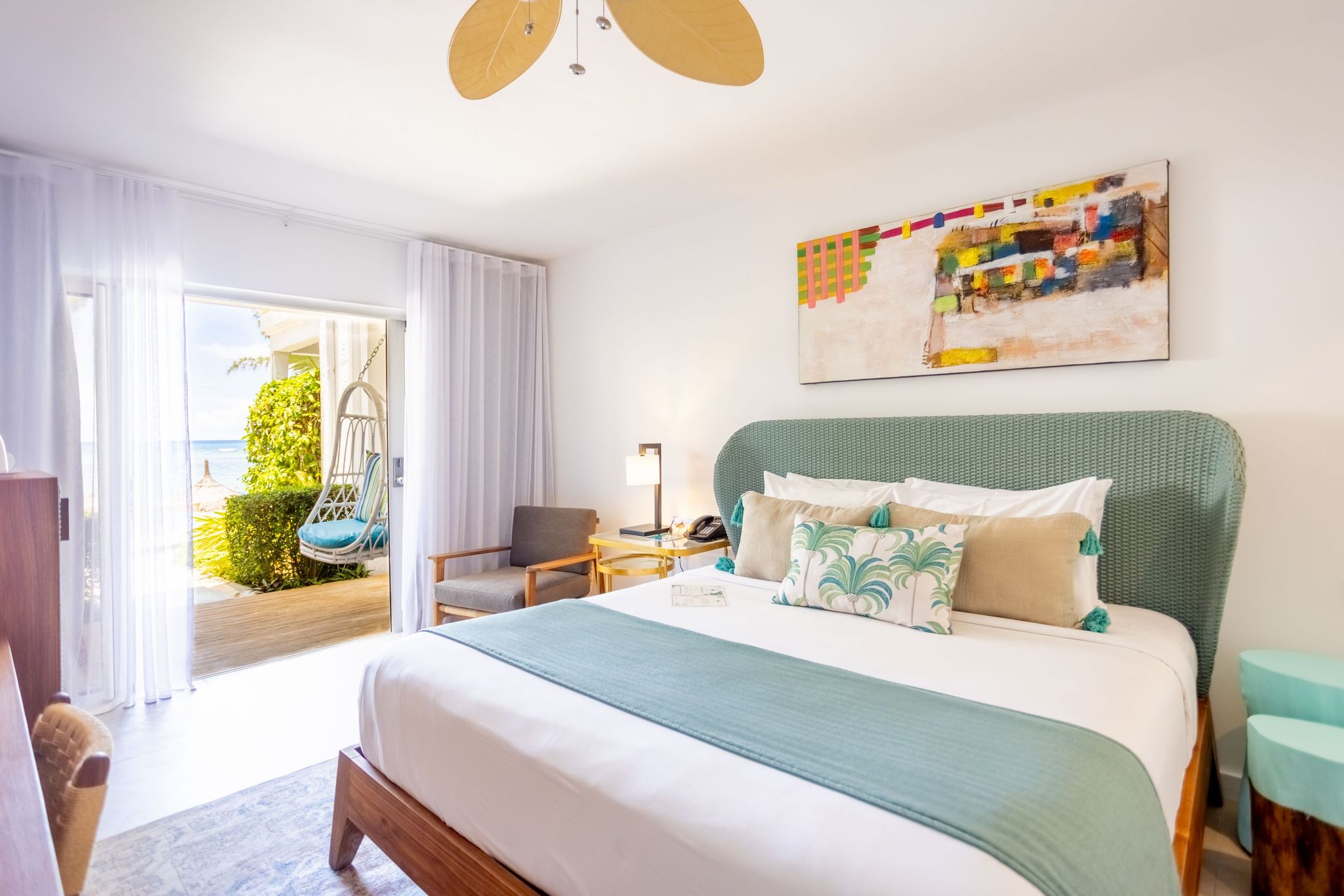 Deluxe Beachfront Zimmer