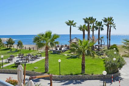 Aregai Marina Hotel & Residence