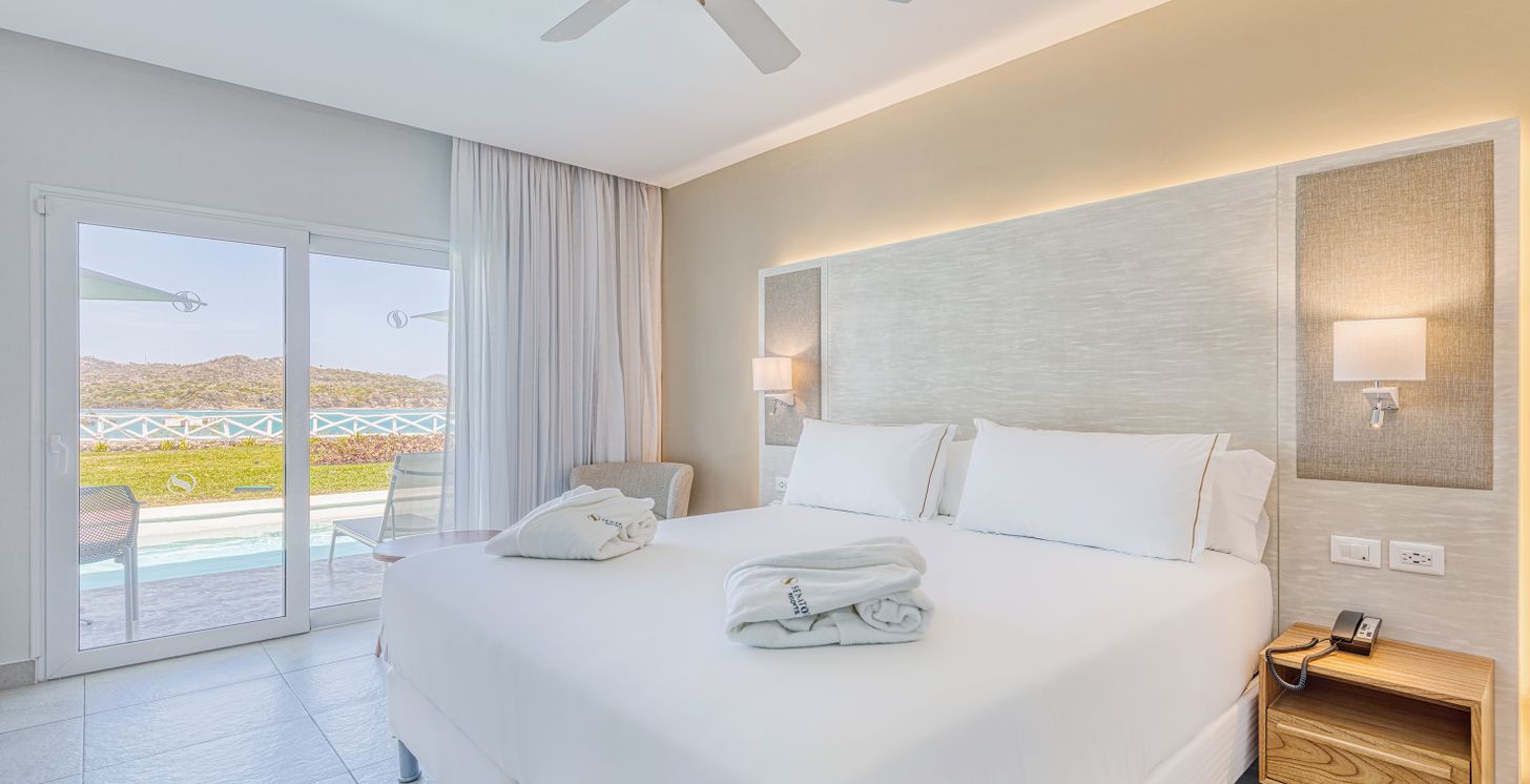 Junior Suite Swim Up