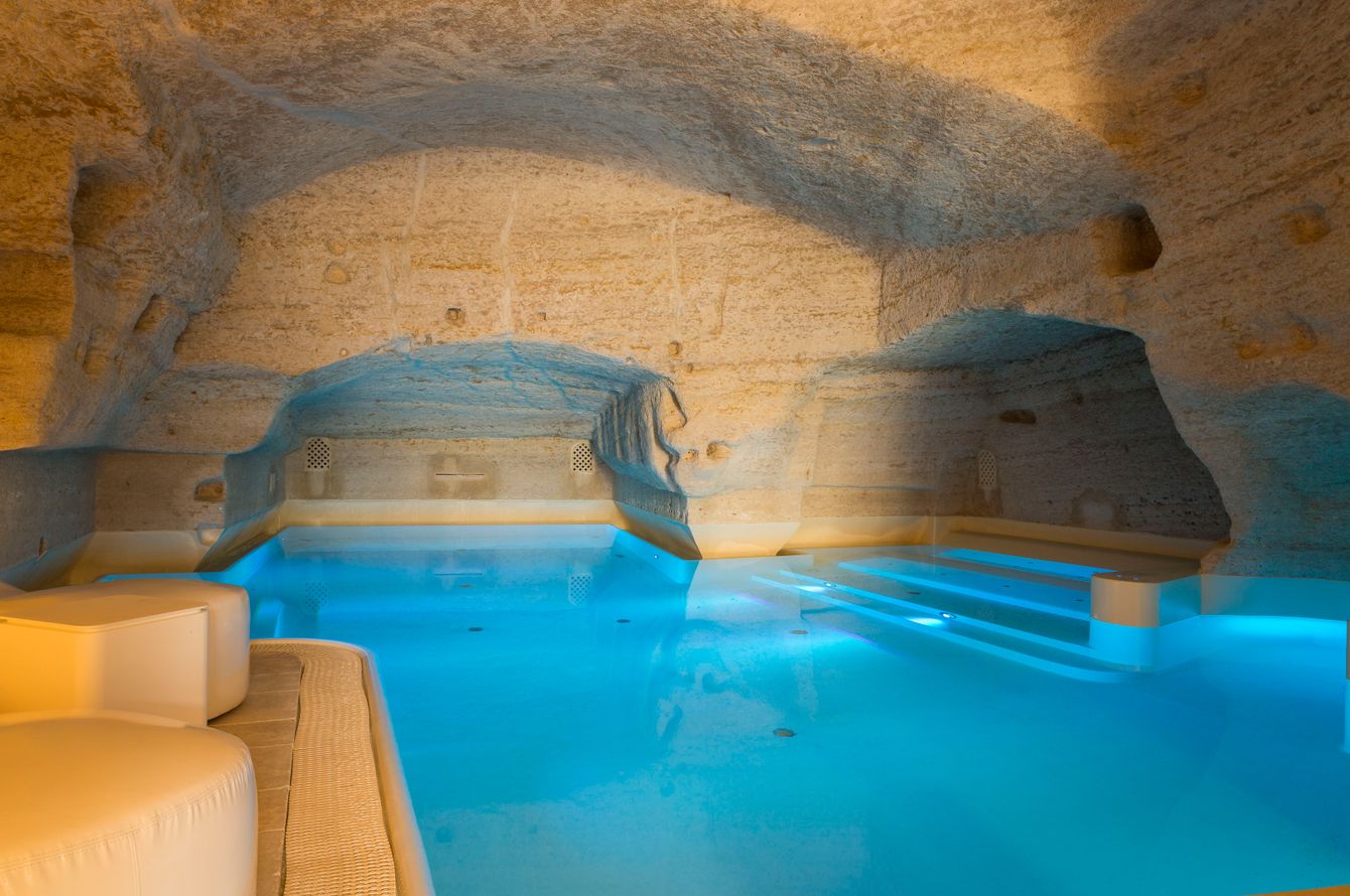 Piscine intérieure