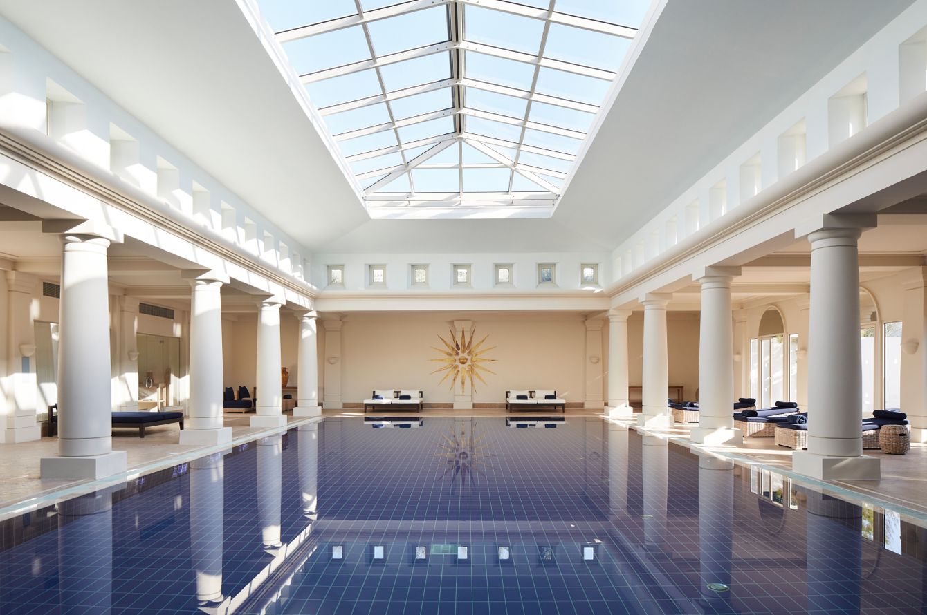Piscine intérieure