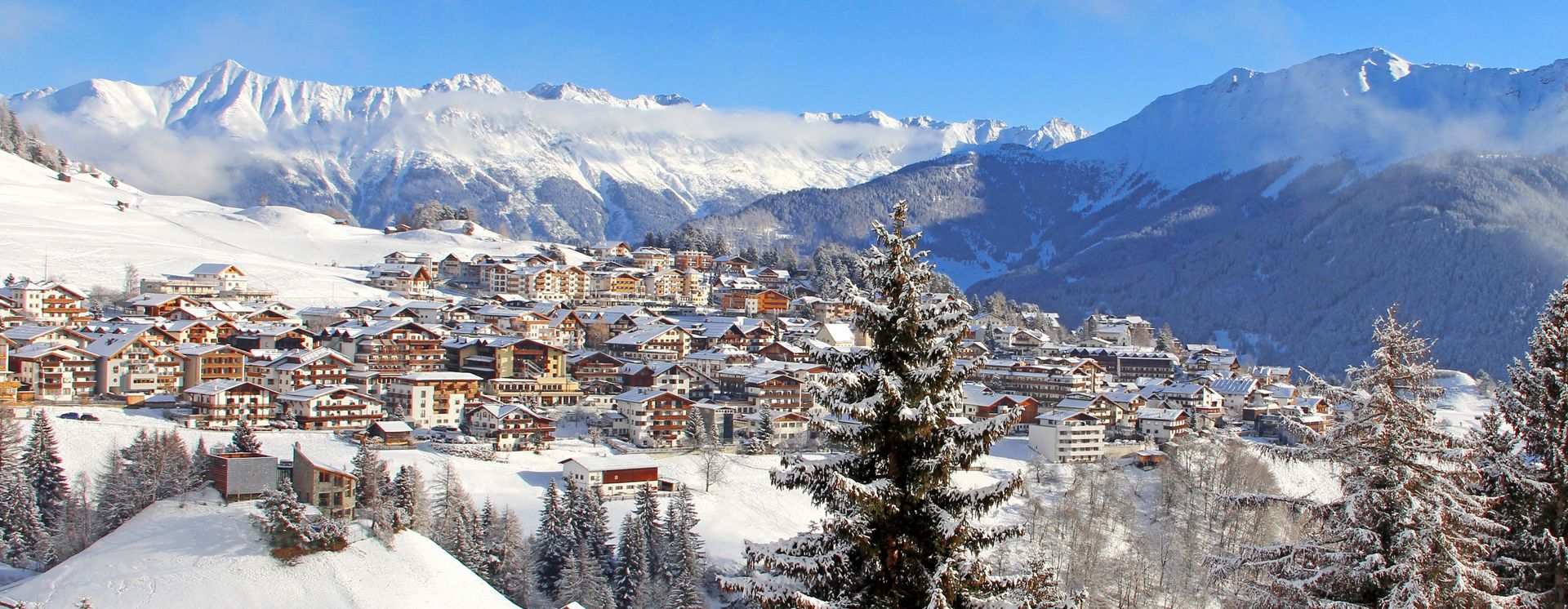 Blick auf Fiss im Winter