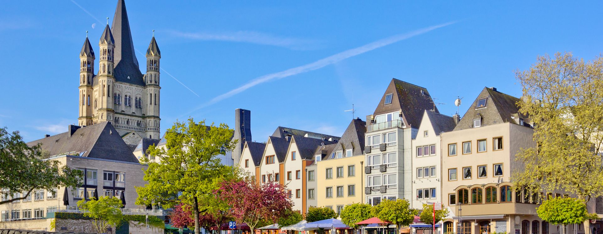 Altstadt von Köln mit der Kirche Gross St. Martin