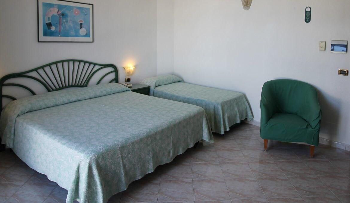 Dreibettzimmer