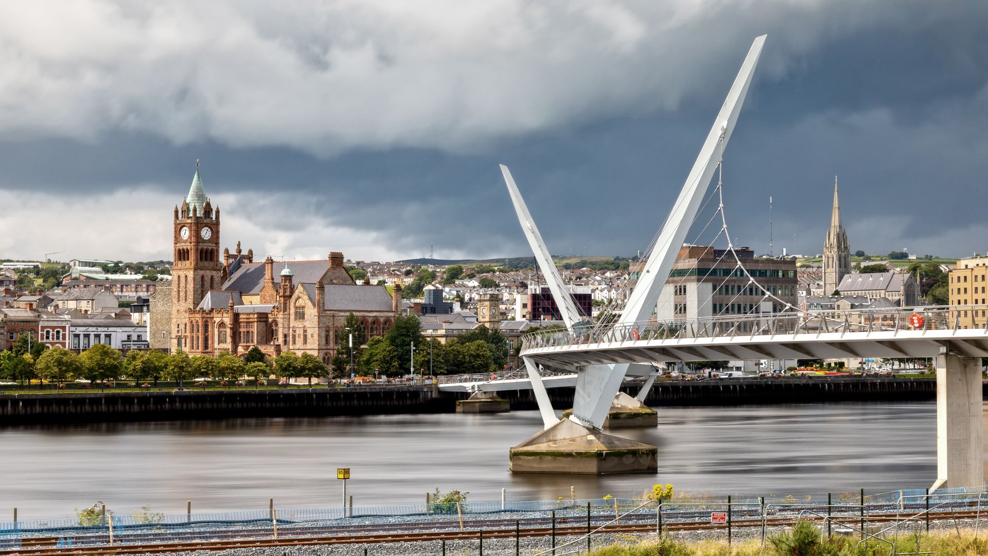Le pont de la paix à Derry