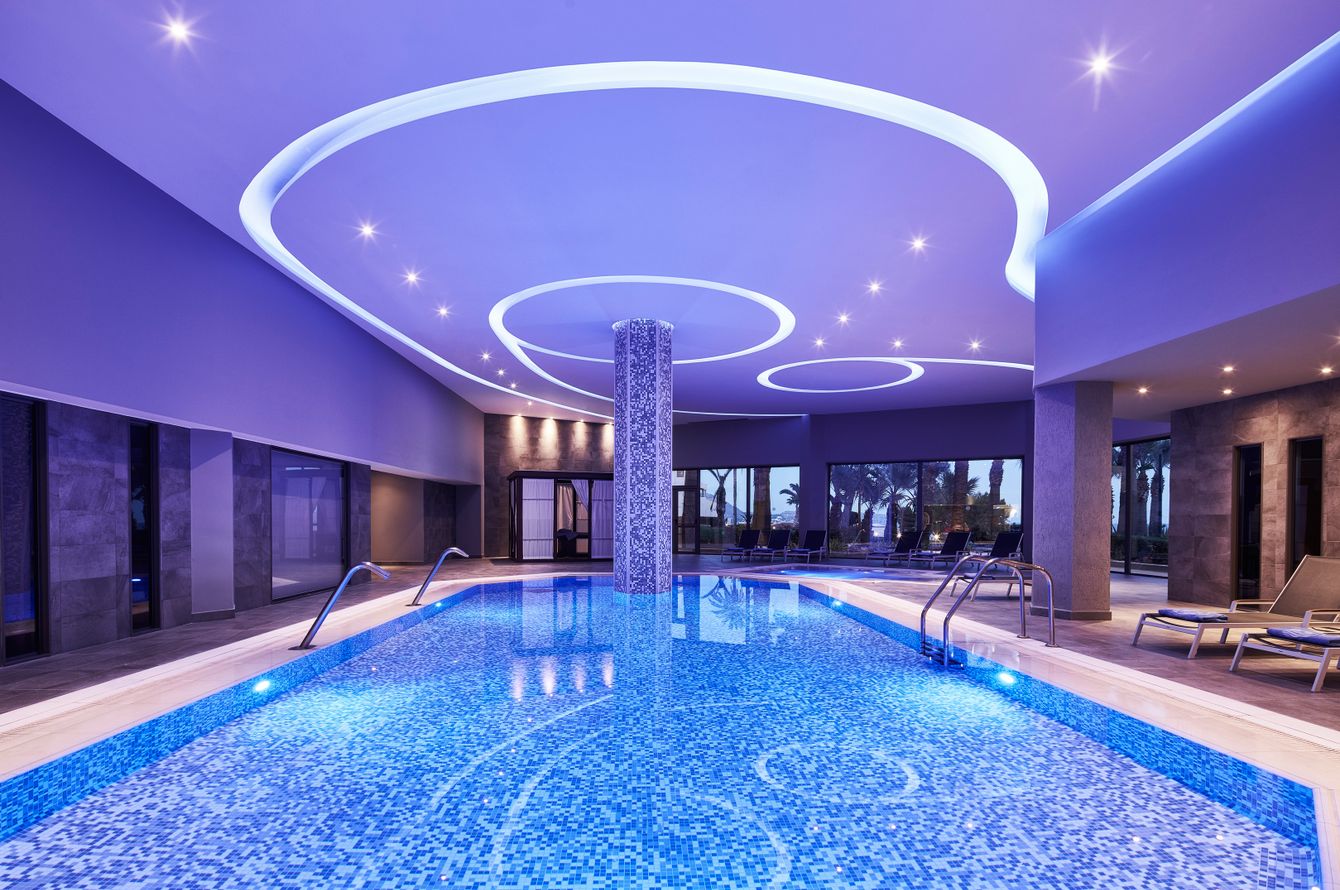 Piscine intérieure