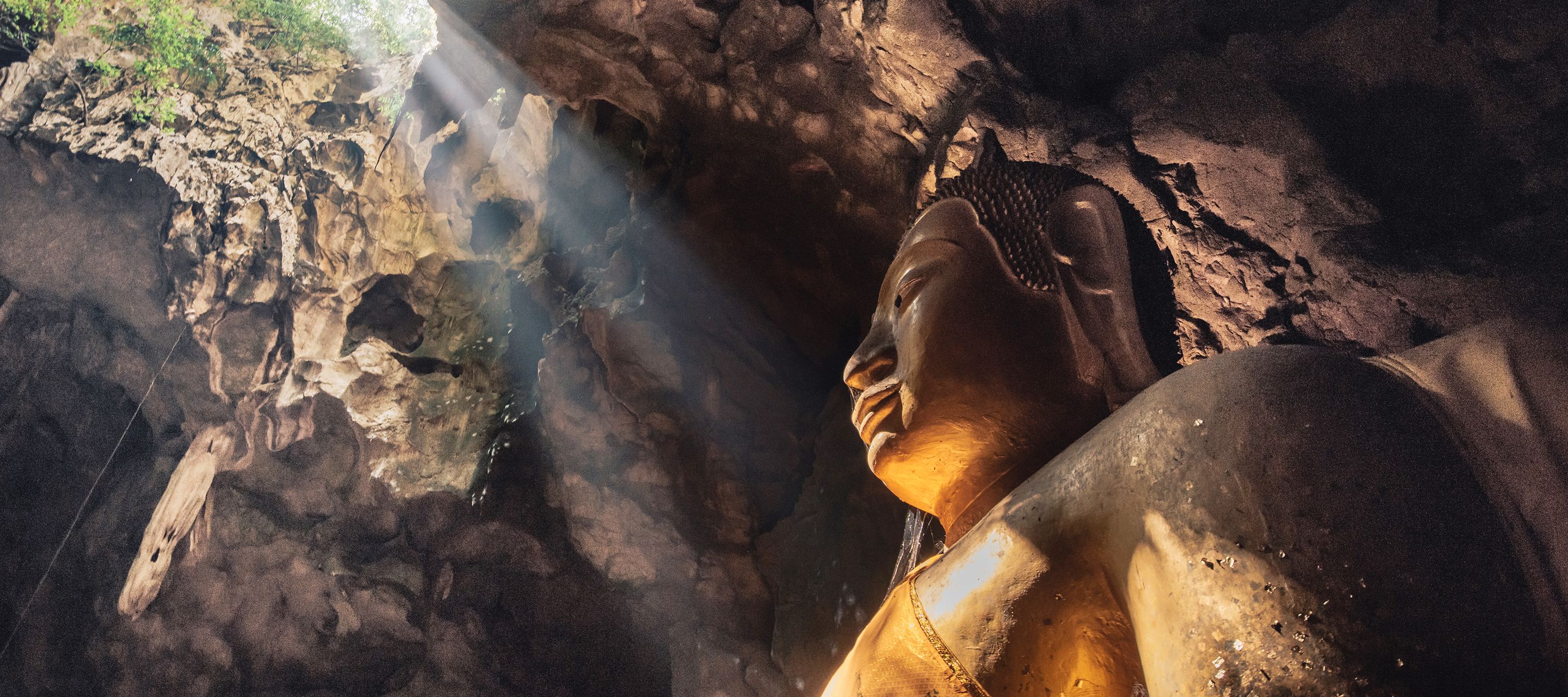 Die Khao-Luang-Höhle in Phetchaburi birgt einen 100 Jahre alten Tempel.