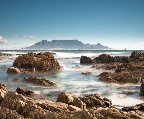 Blick auf den Tafelberg vom Bloubergstrand aus