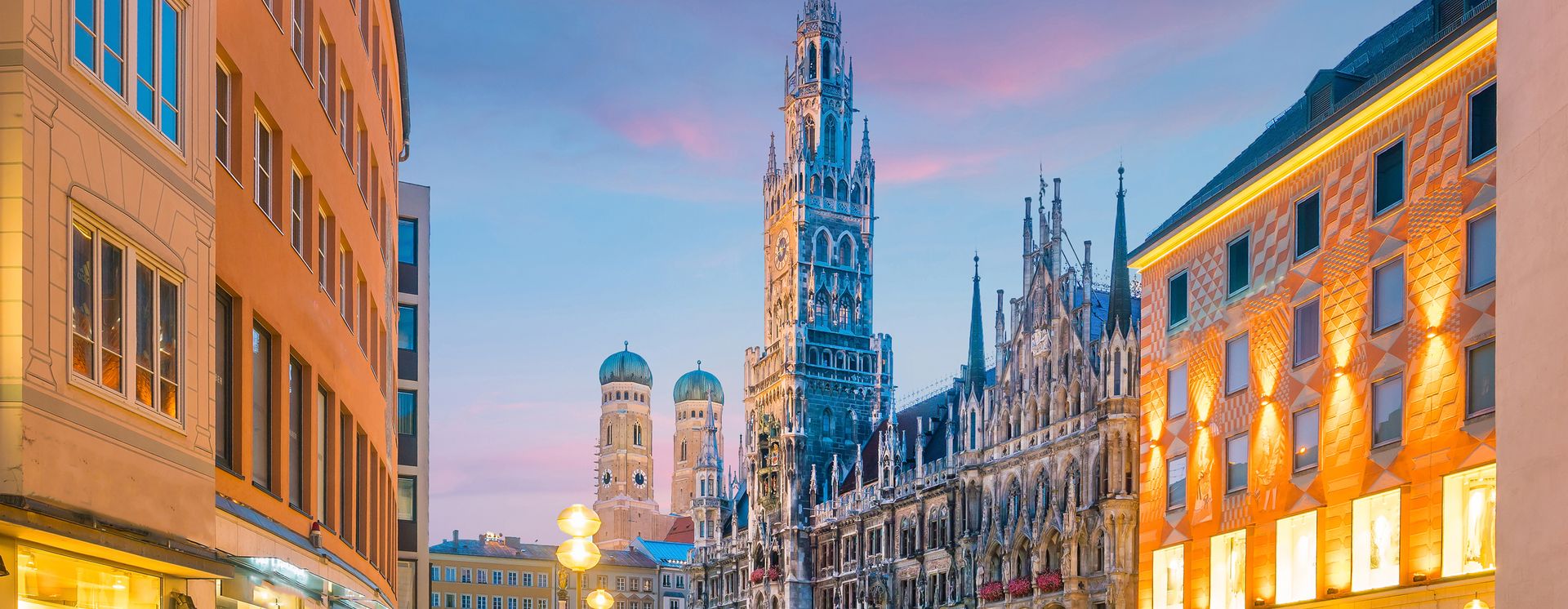 Münchner Innenstadt mit Blick auf das Neue Rathaus
