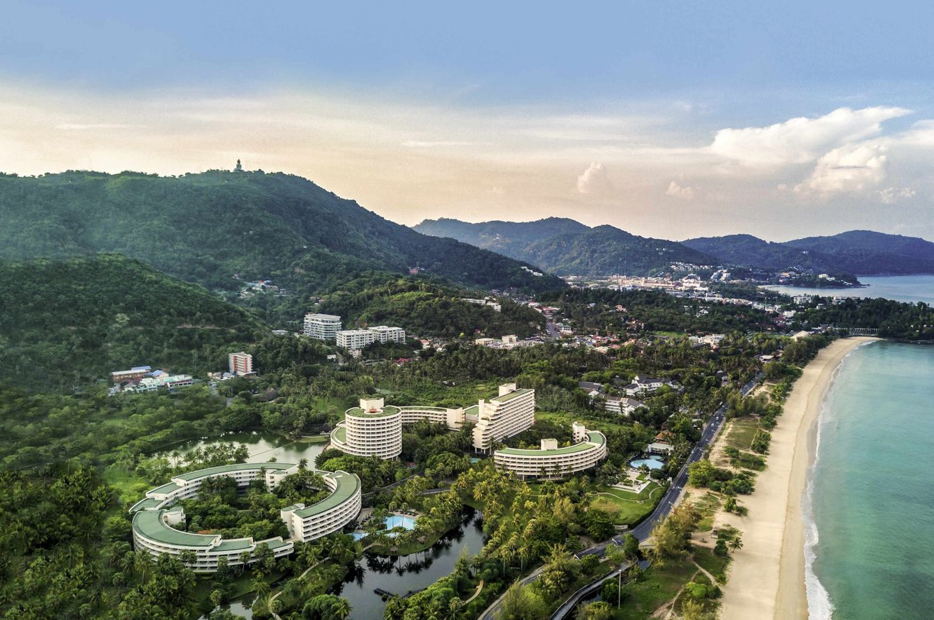 Pullman Phuket Karon Beach Resort