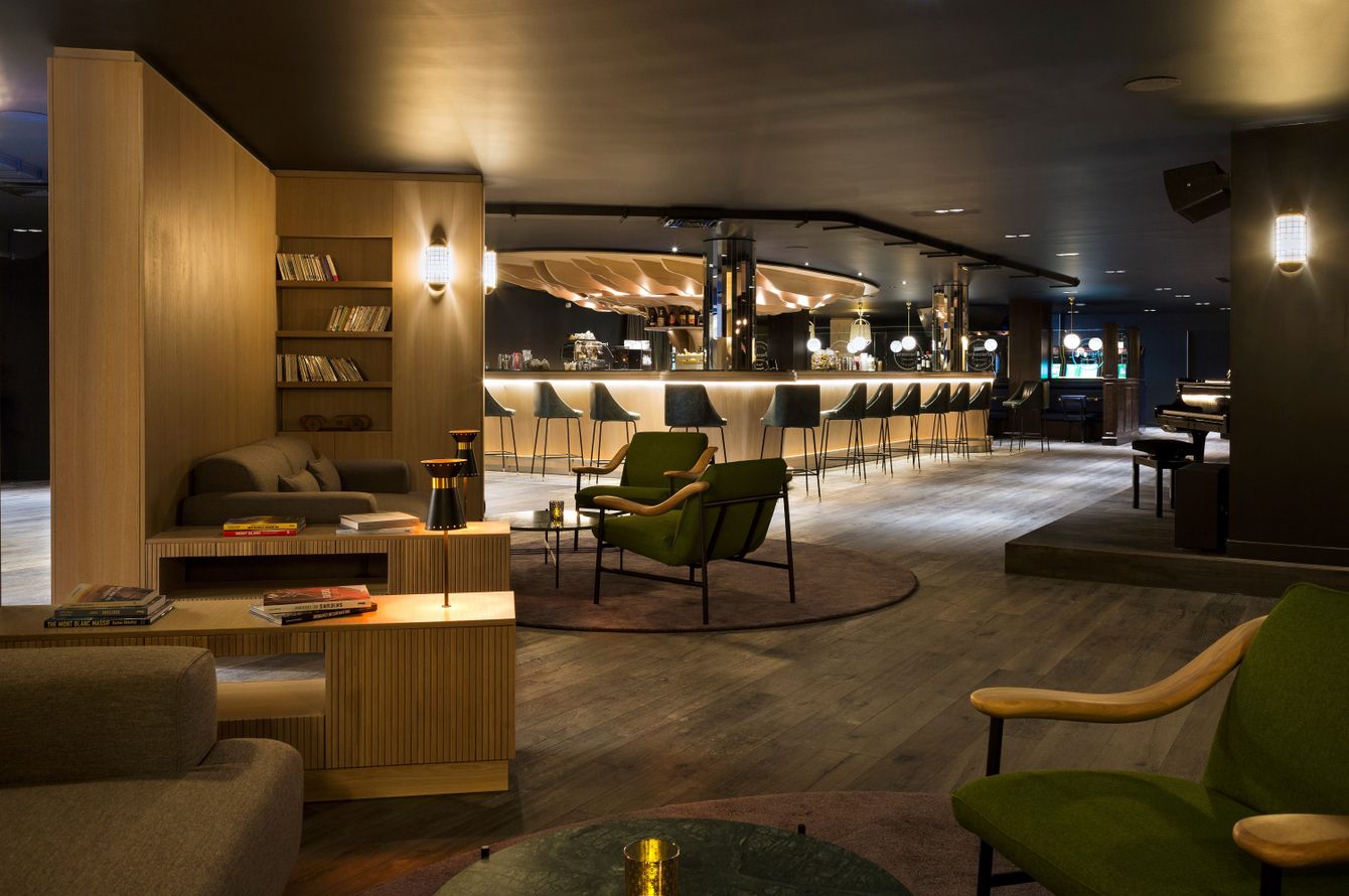 Bar