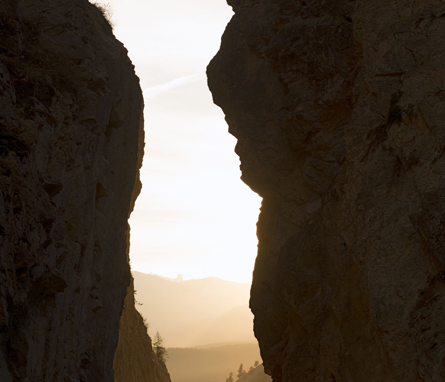 Fahrt durch den eindrucksvollen Sinclair Canyon