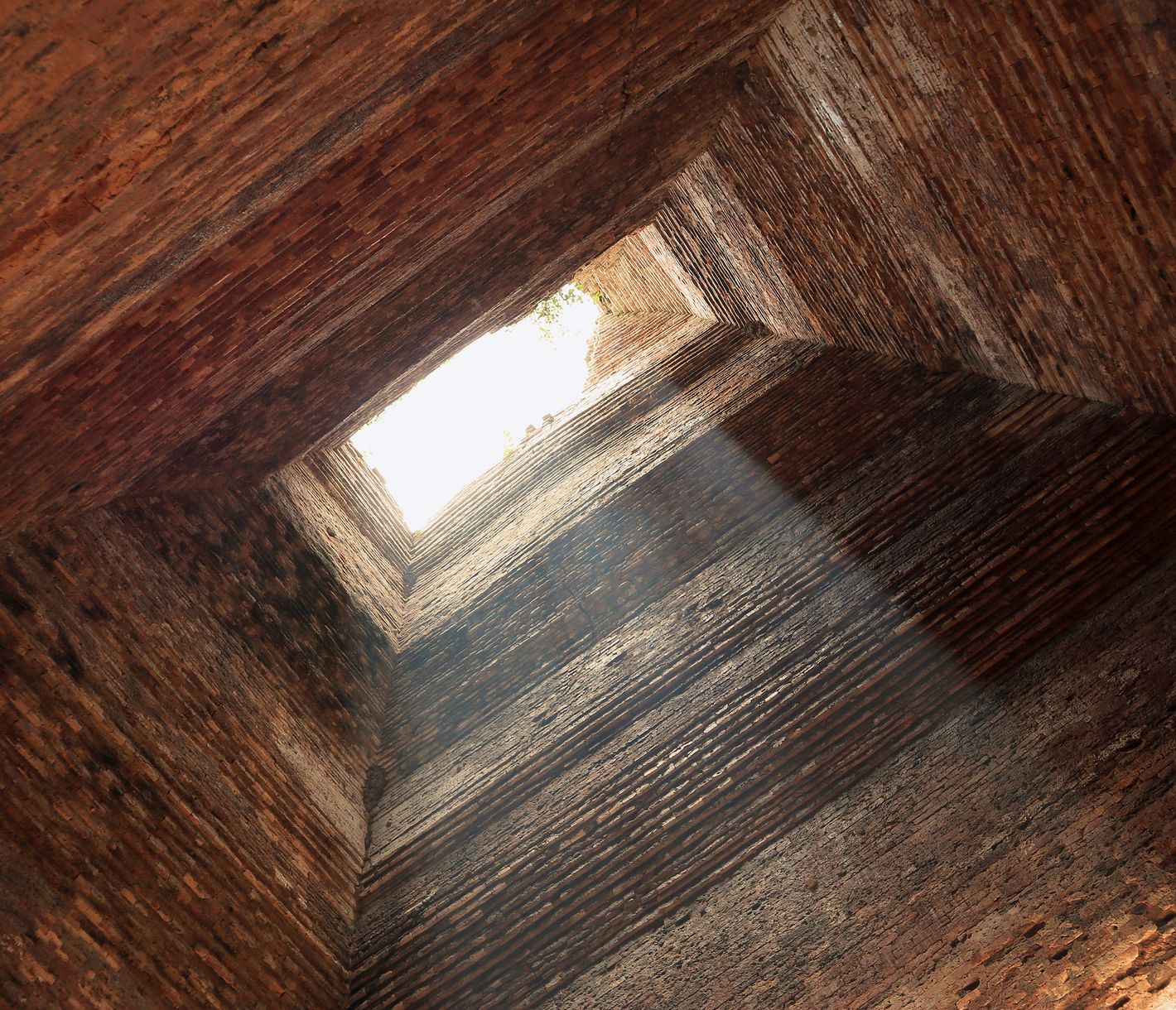 Une perspective surprenante depuis l’intérieur du temple de Sambor Prei Kuk.