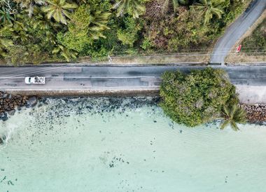 Route côtière à proximité d’Anse Royale et de Pointe au Sel au sud de Mahé