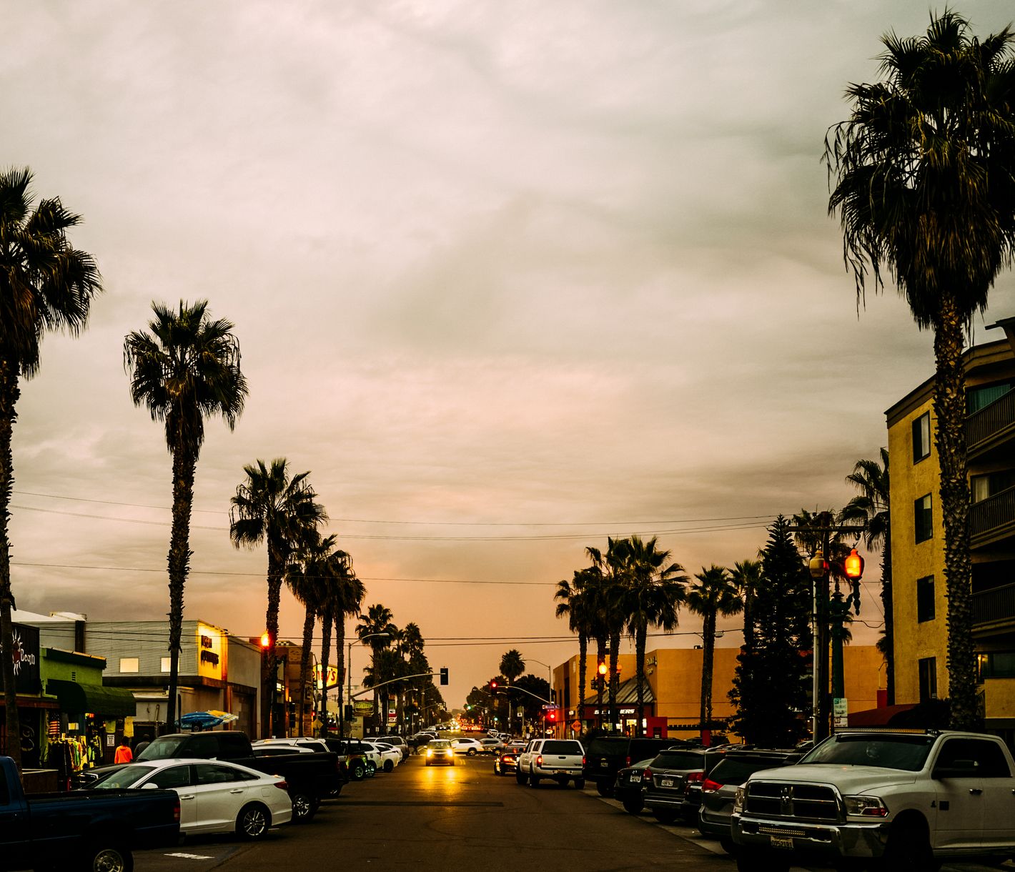 In Pacific Beach fühlen sich vor allem jüngere Leute wohl, die gerne in Bars und Clubs abhängen.