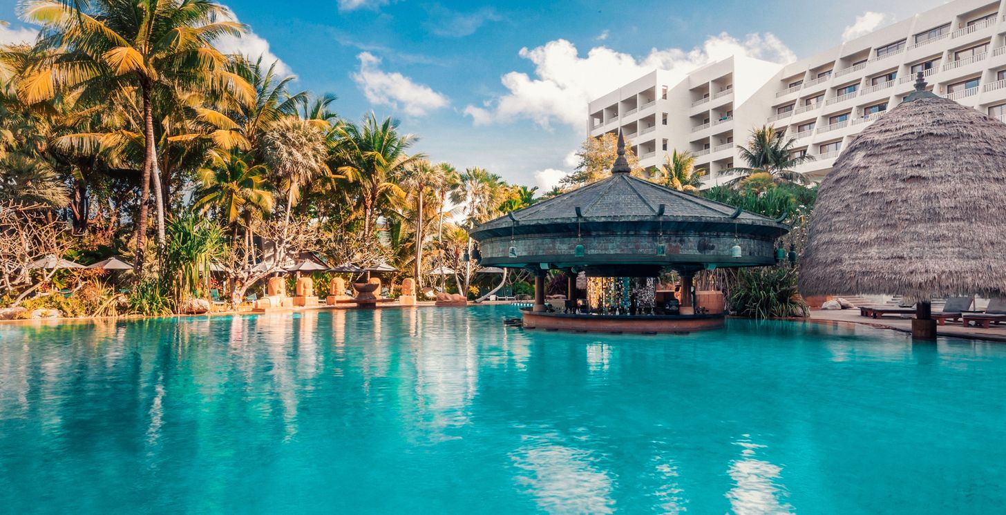 Poolbar