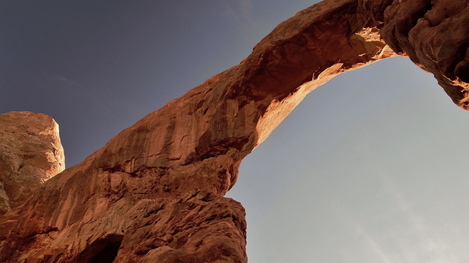Dans le Parc National des Arches, tout est dominé par des spectaculaires arches de grès.