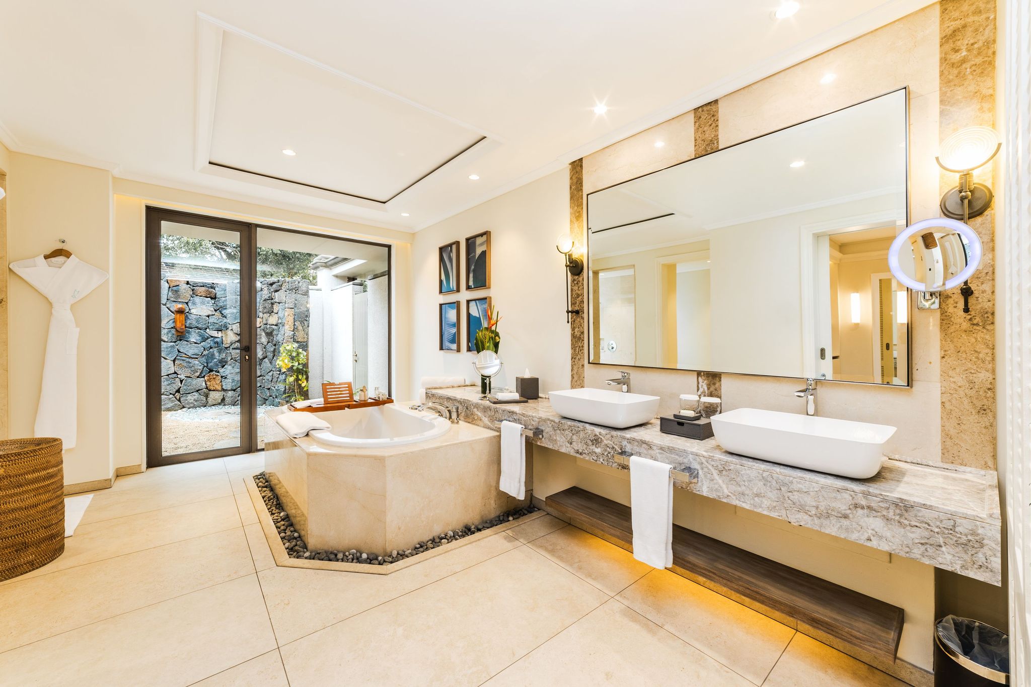 Luxury Suite Pool Villa