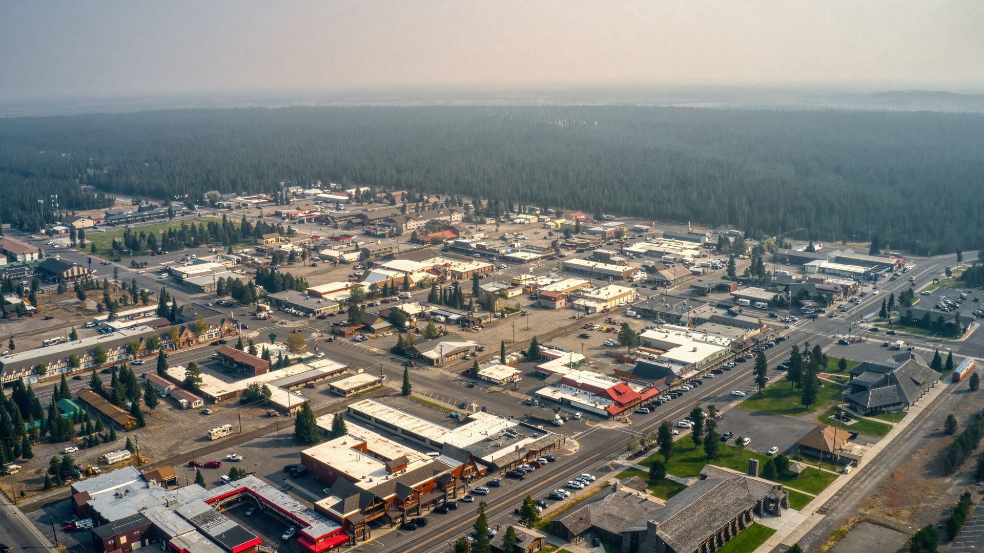 Si vous êtes à la recherche d’aventures en plein air, la petite ville de West Yellowstone est faite pour vous.