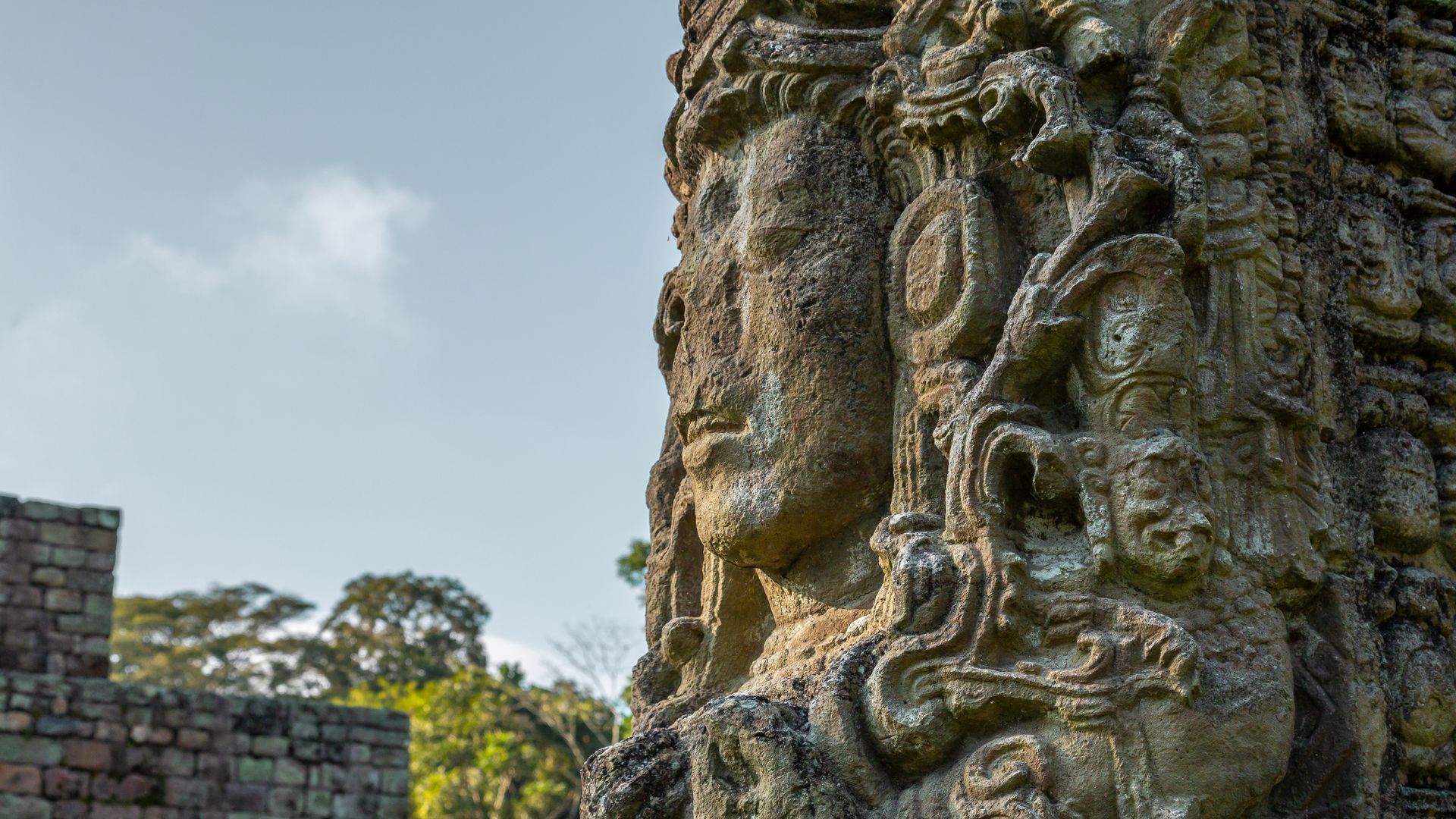 Die Stelen und ihre Geschichten