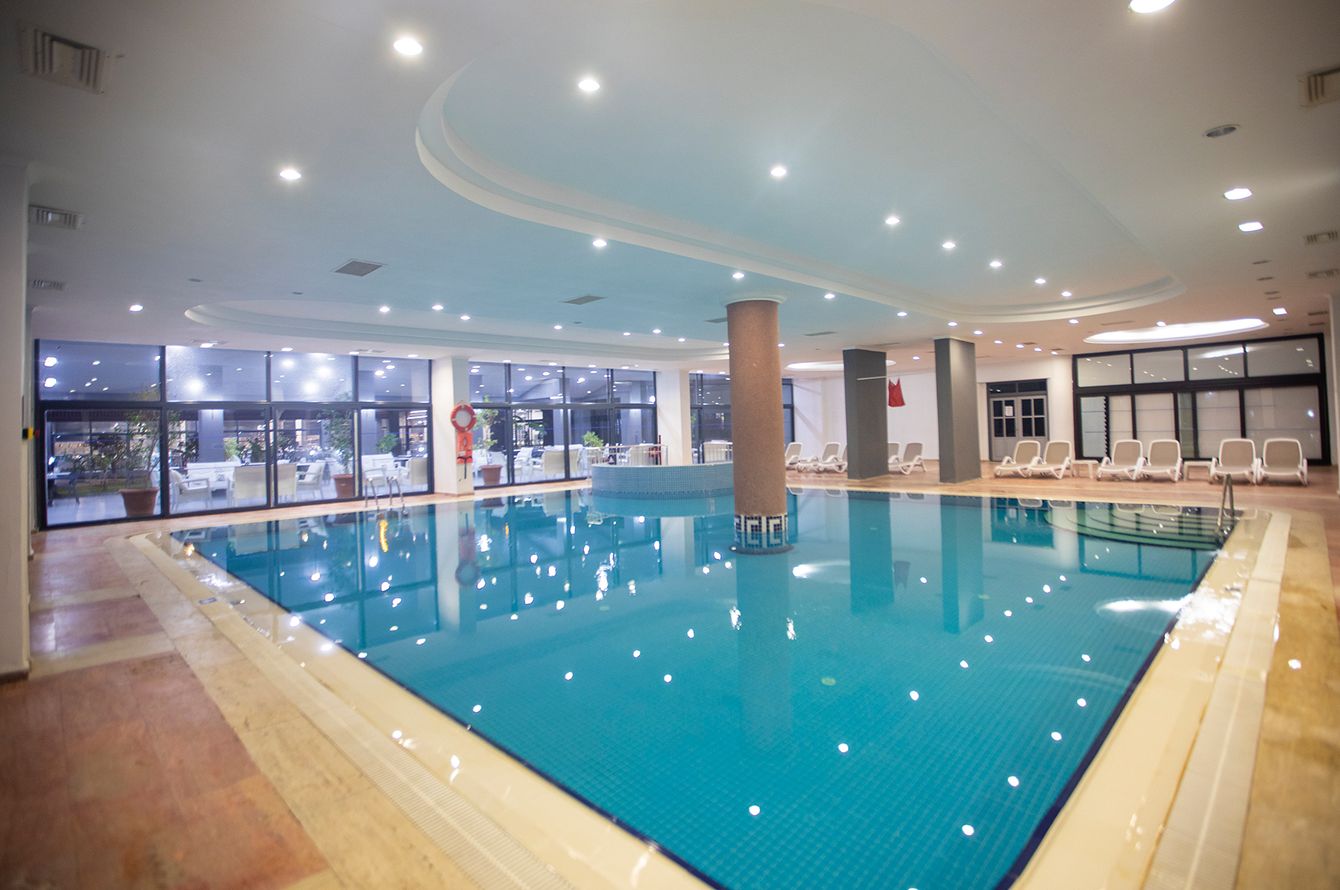 Piscine couverte
