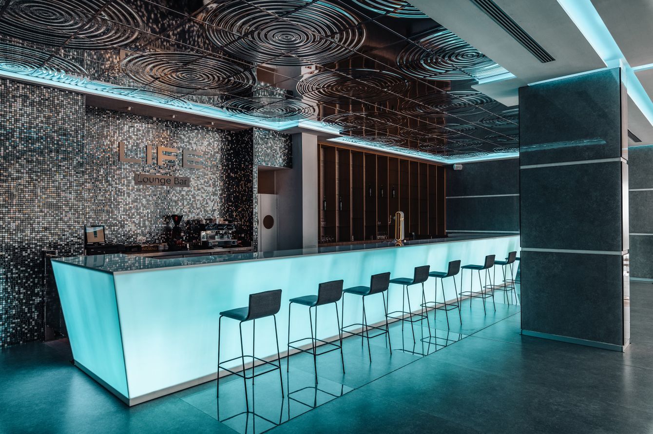 Bar