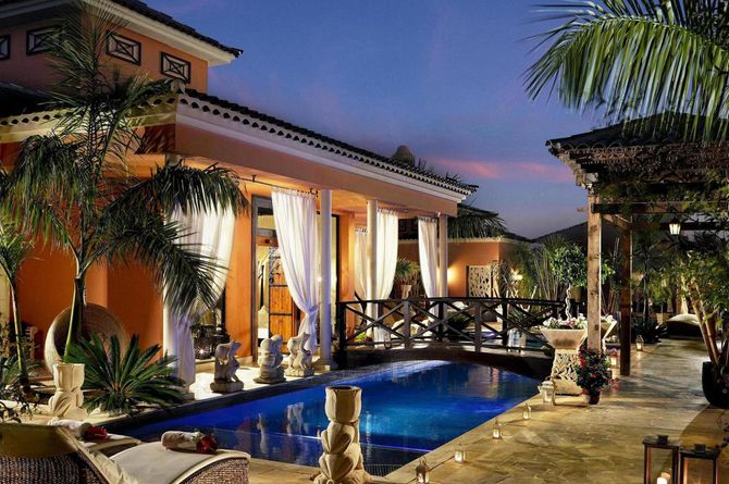 Villa