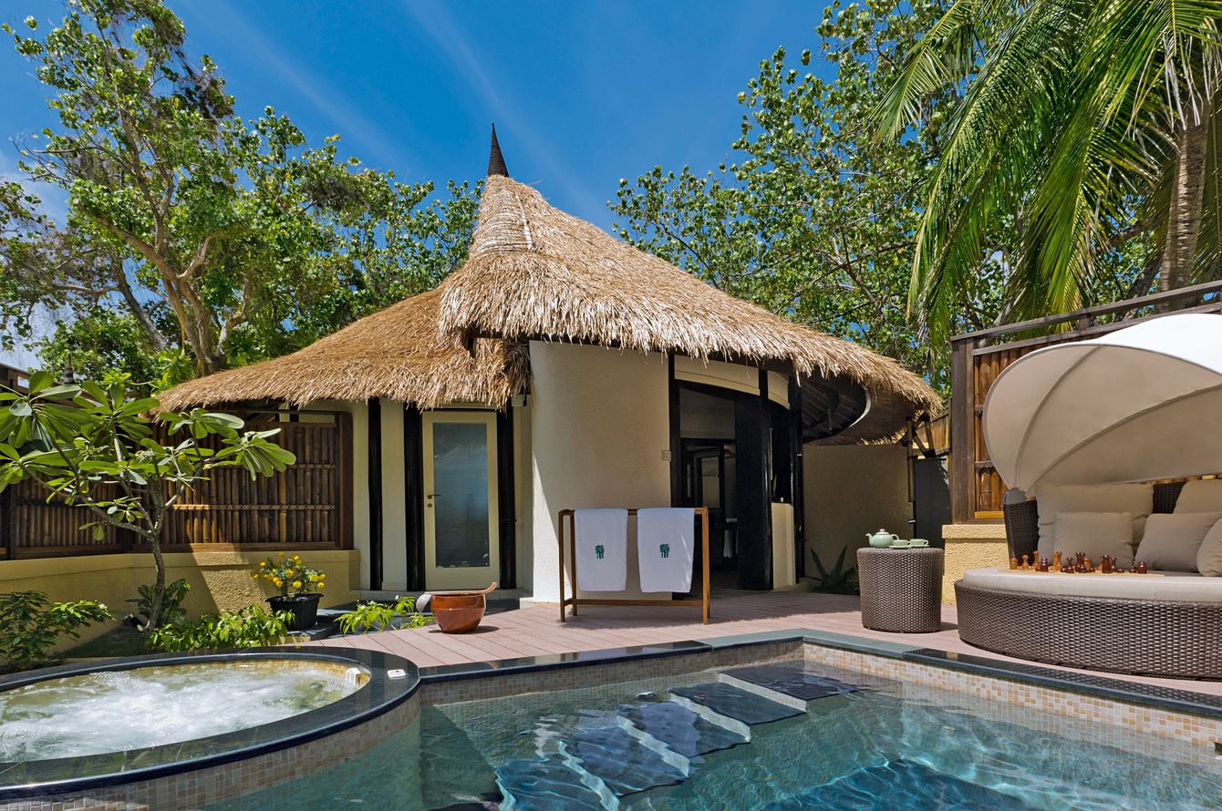 Beachfront Pool Villa