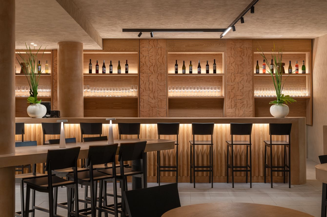 Bar