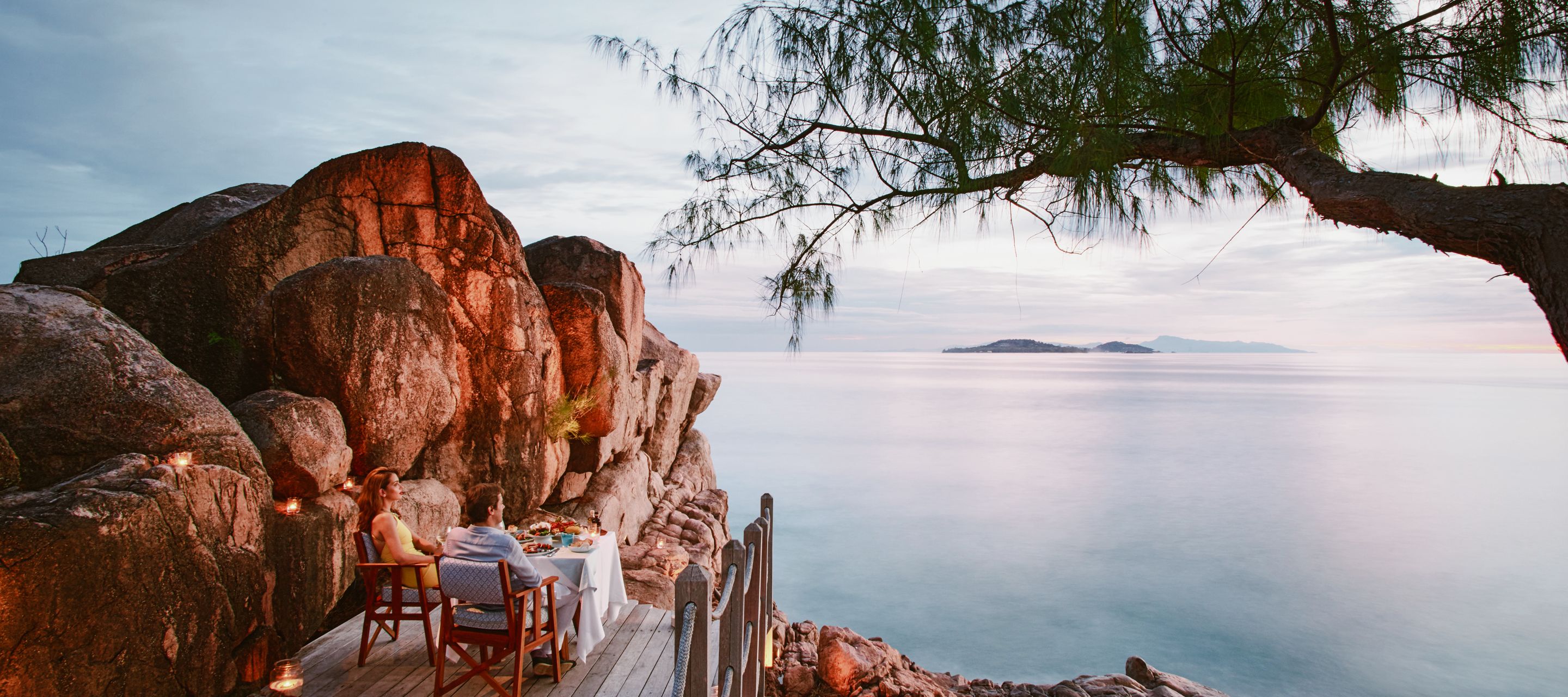 Dîner romantique en cadre paradisiaque au Constance Lemuria Seychelles