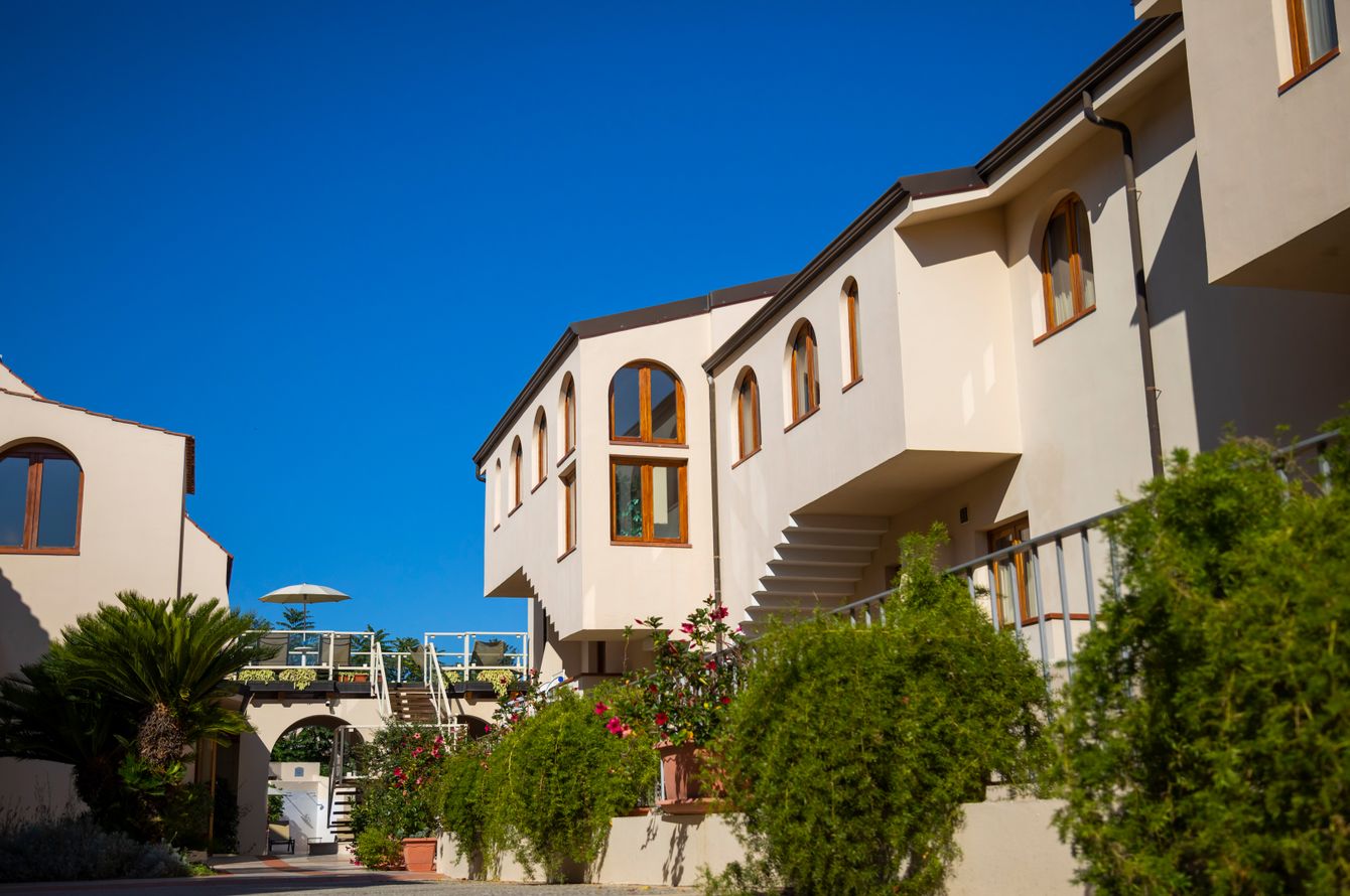 Tropis Hotel