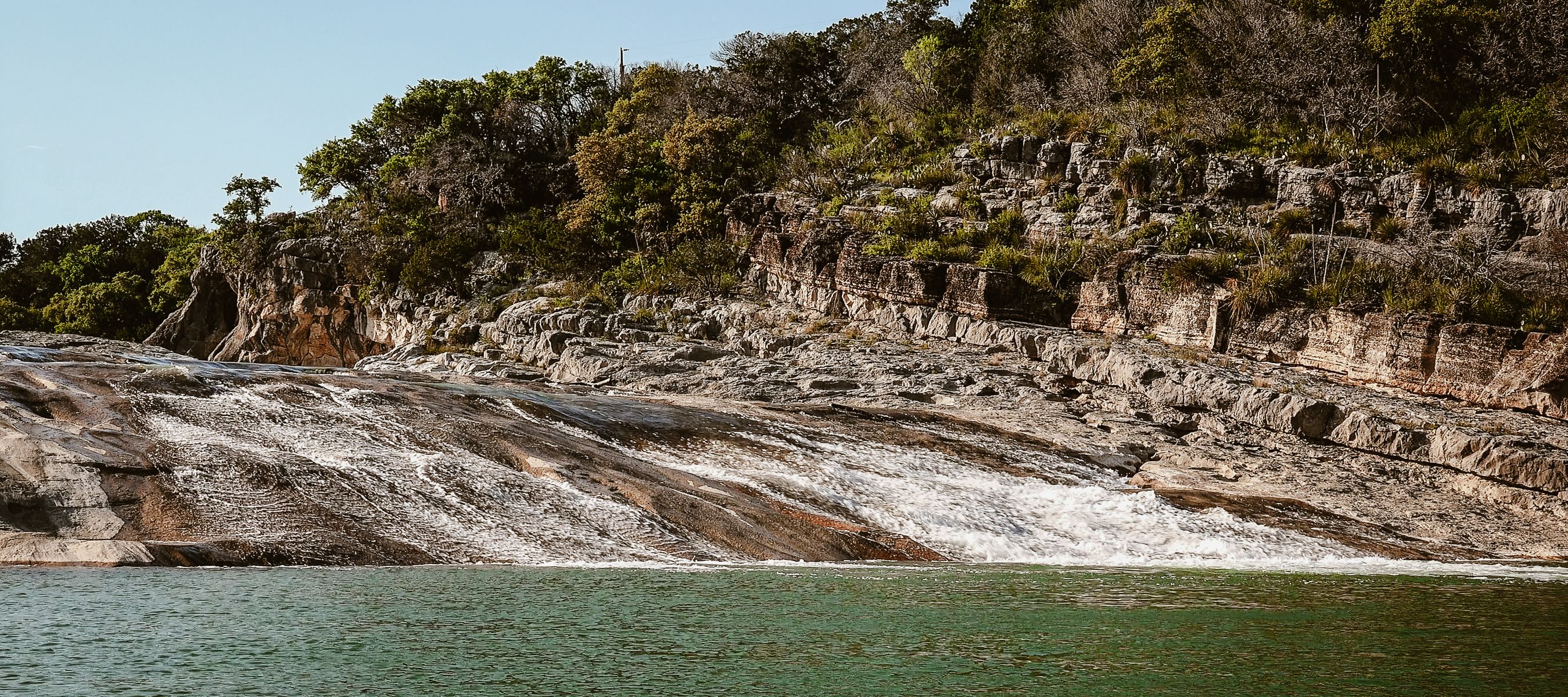 Rivière Pedernales Dans le parc d’État de Pedernales Falls Dans le Texas Hill 