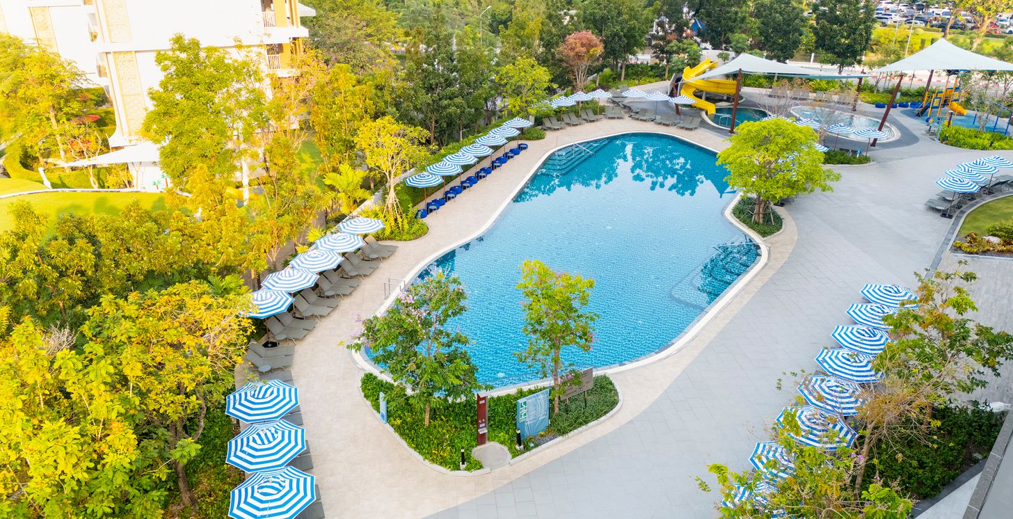 Piscine extérieure