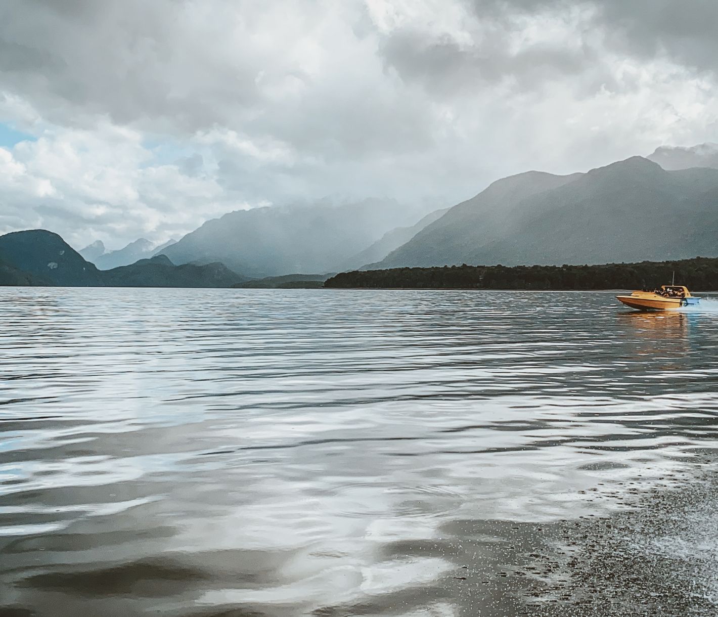 Lake Manapouri