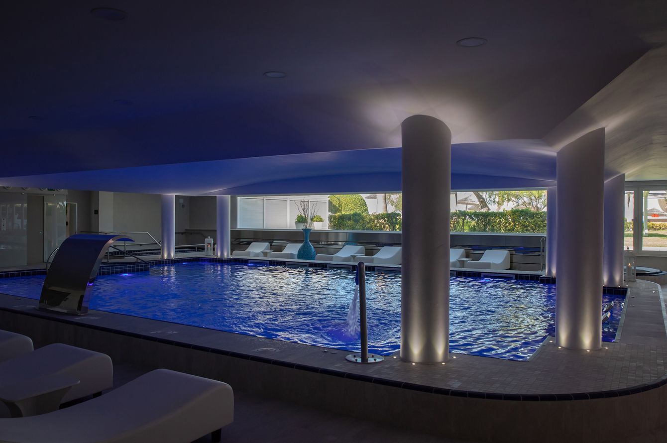 Piscine couverte