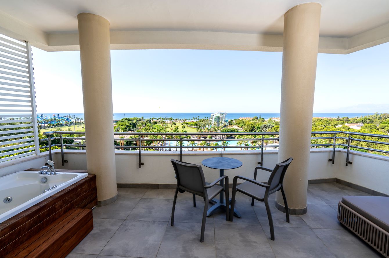 Corner Suite mit Whirlpool