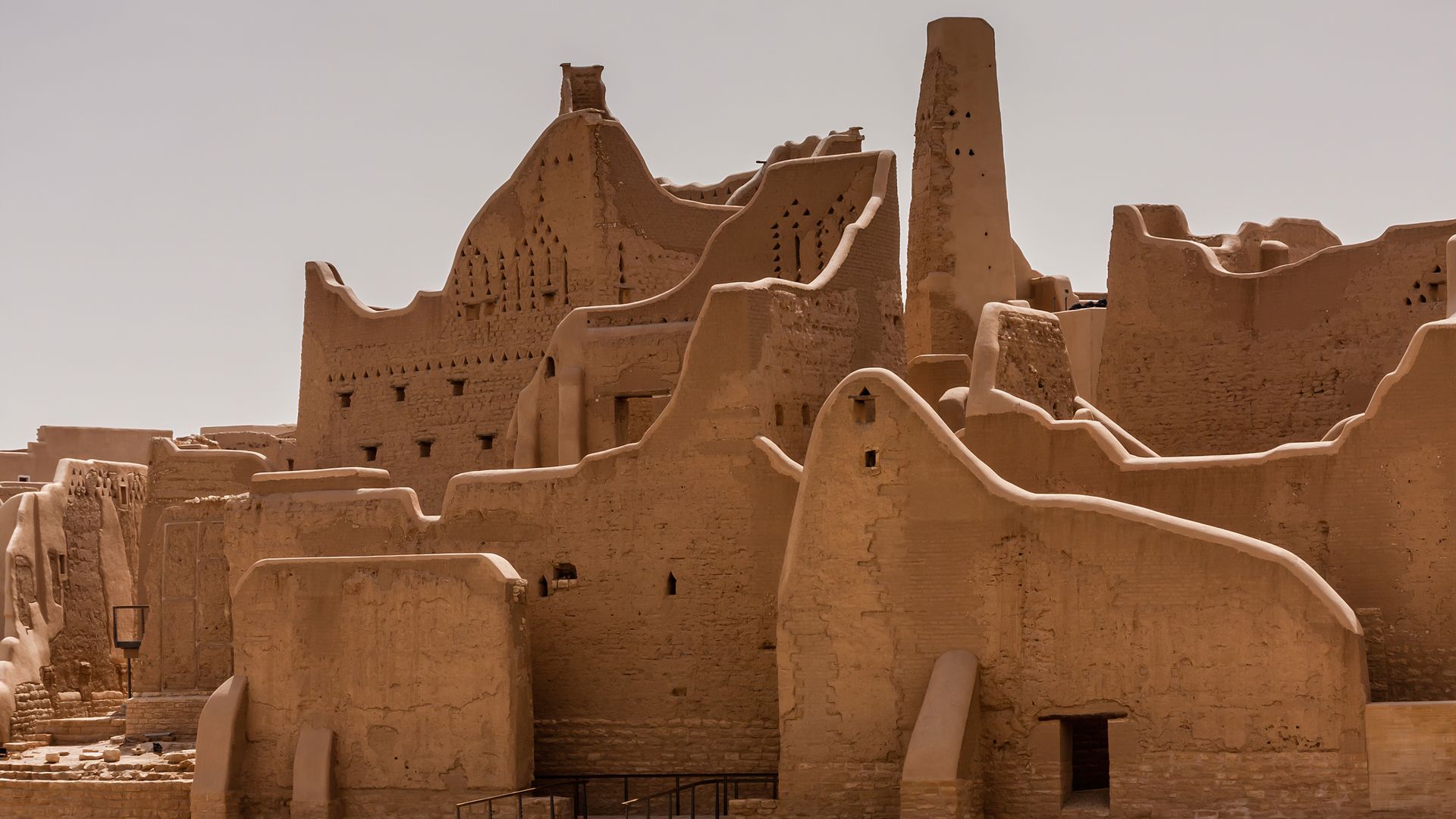  Diriyah Fort