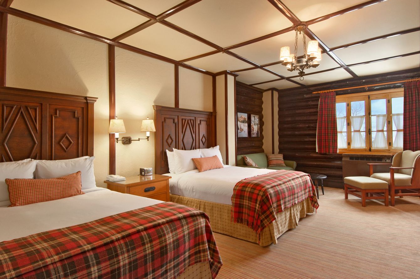 Deluxe Room 2 Queen