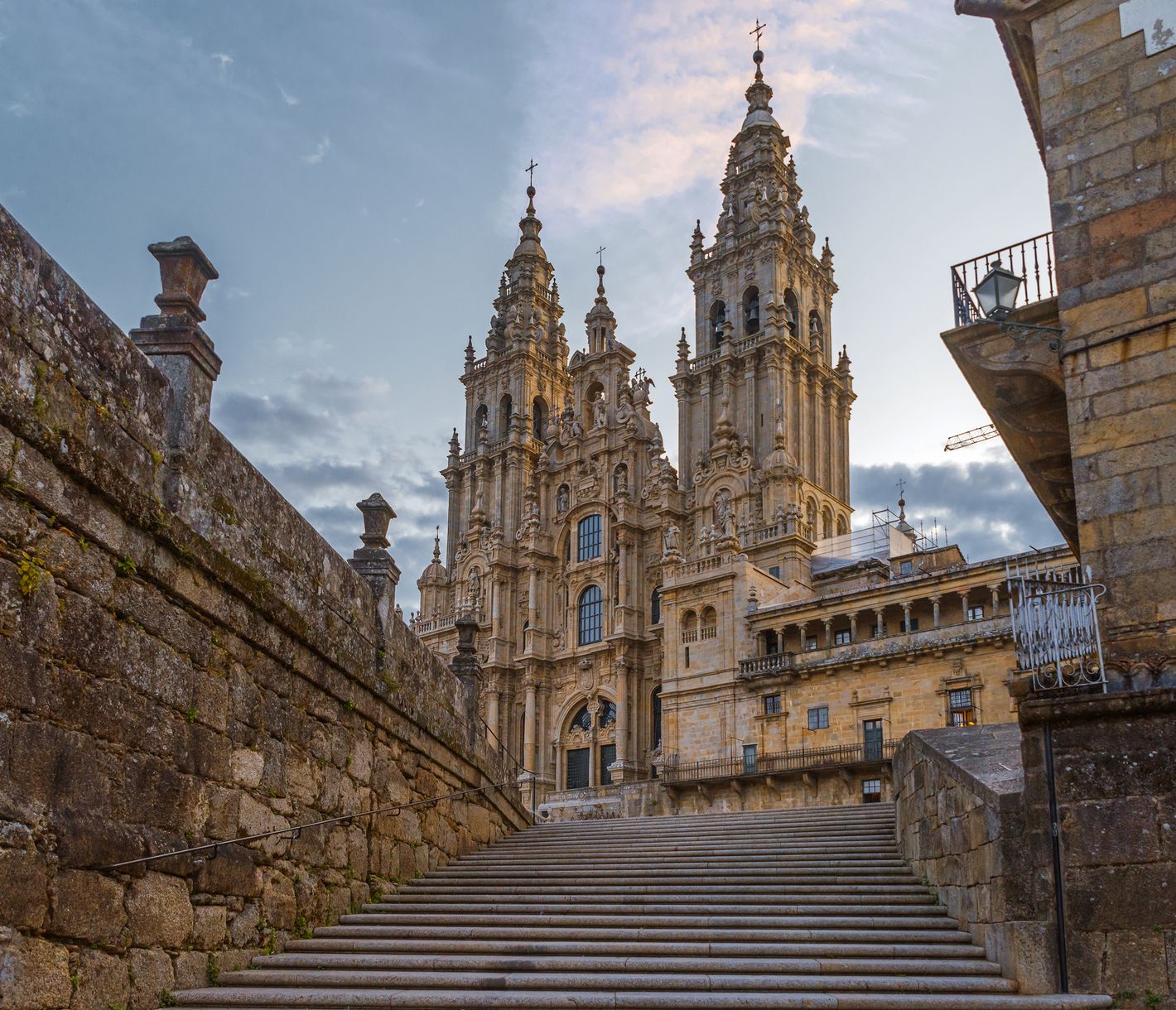 Treppe zur Kathedrale von Santiago de Compostela, das Ziel des Jakobswegs