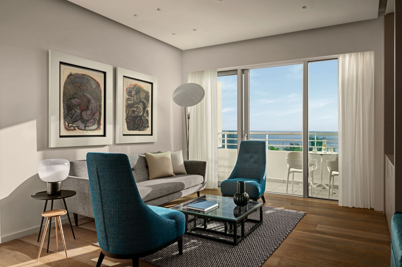 Premium Suite