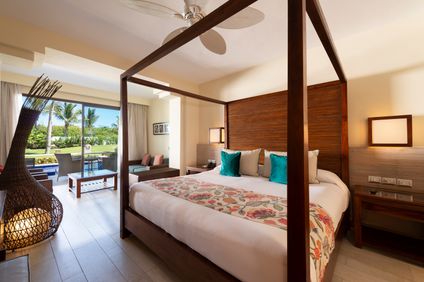 Privileged Deluxe Junior Suite & Swimming Pool