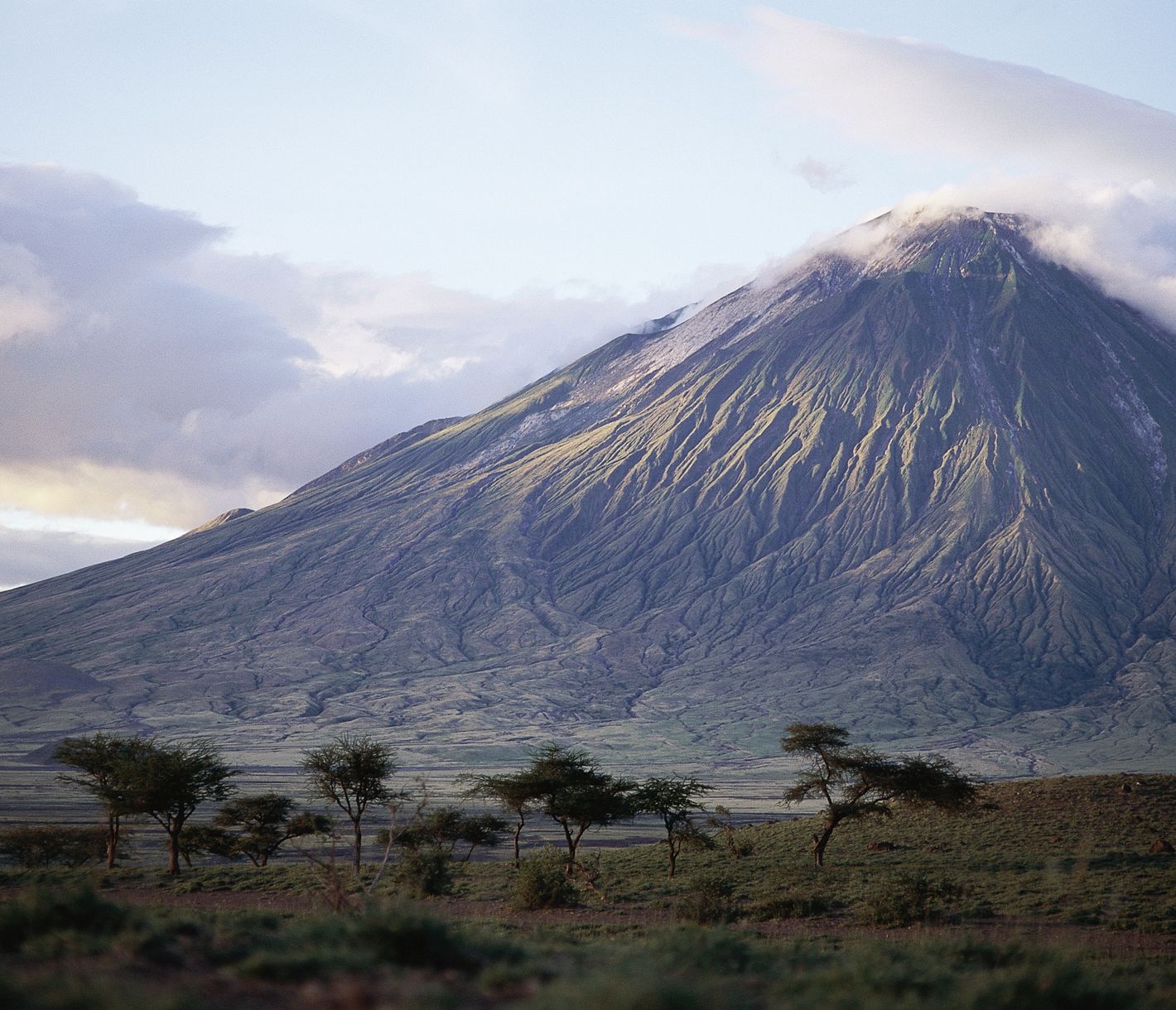 Der «Gottesberg» Ol Doinyo Lengai im Afrikanischen Grabenbruch