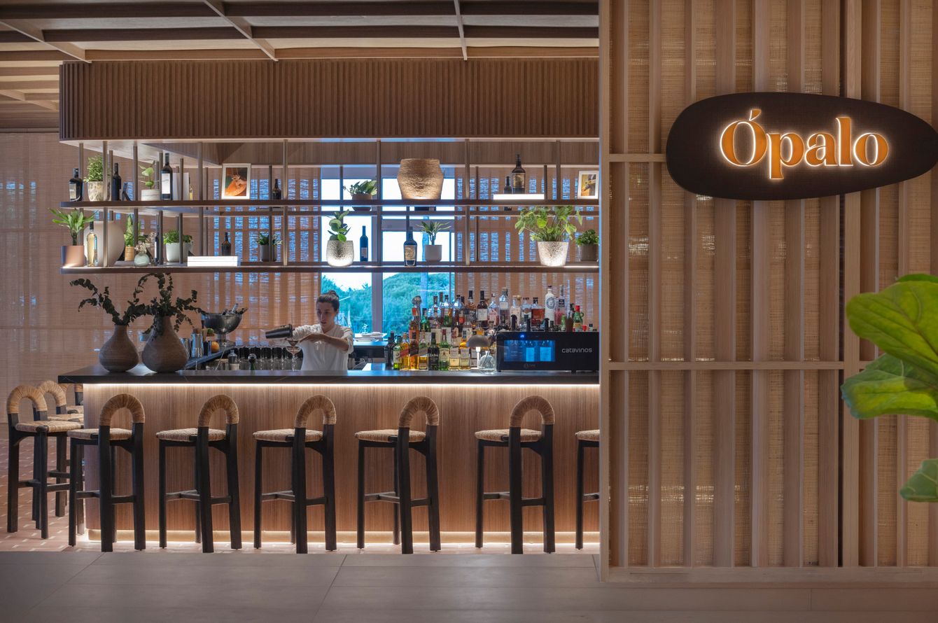 Bar