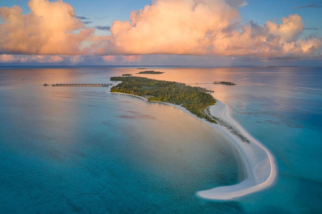Villa Park, Sun Island