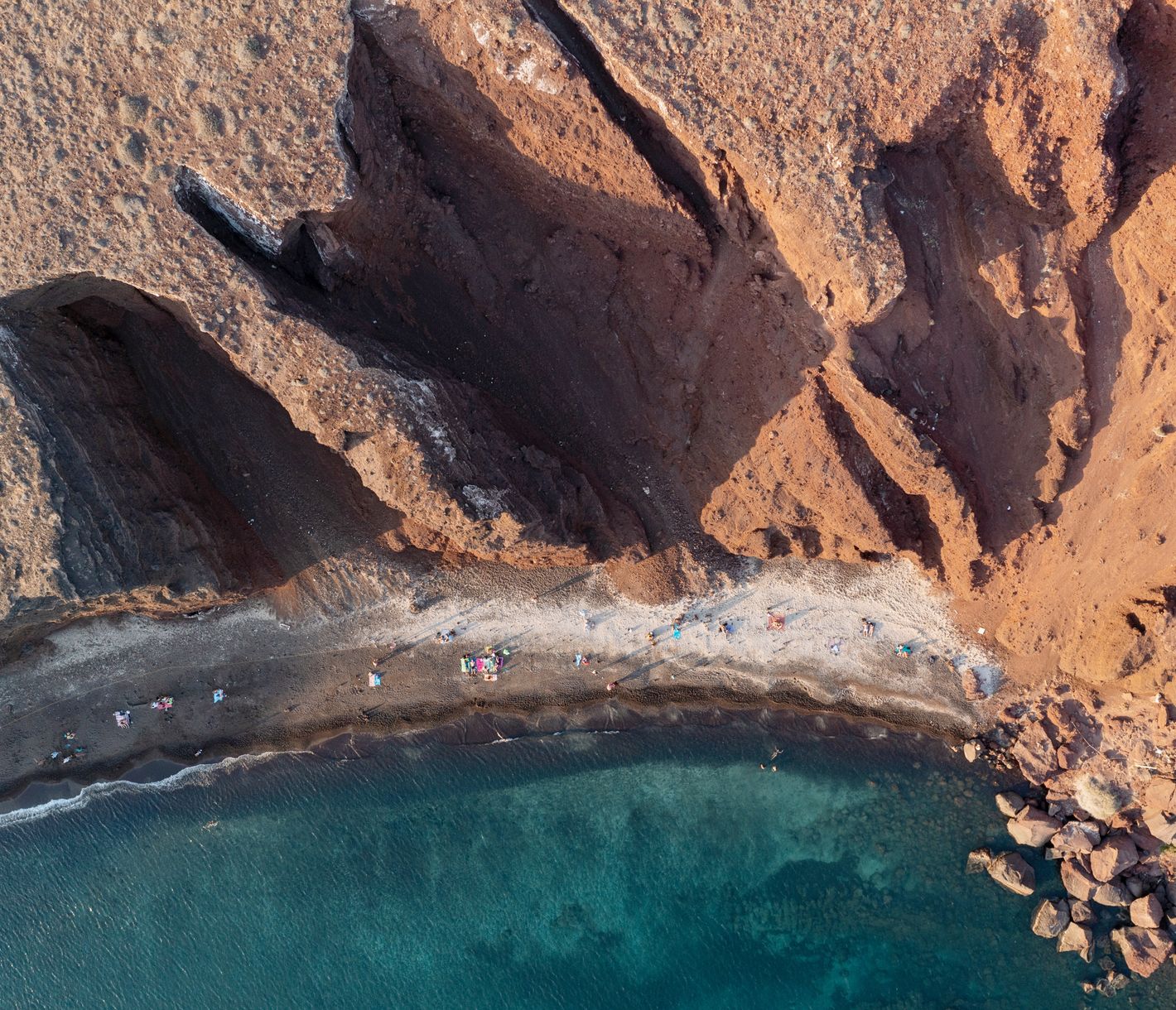 Roter Strand auf Santorini