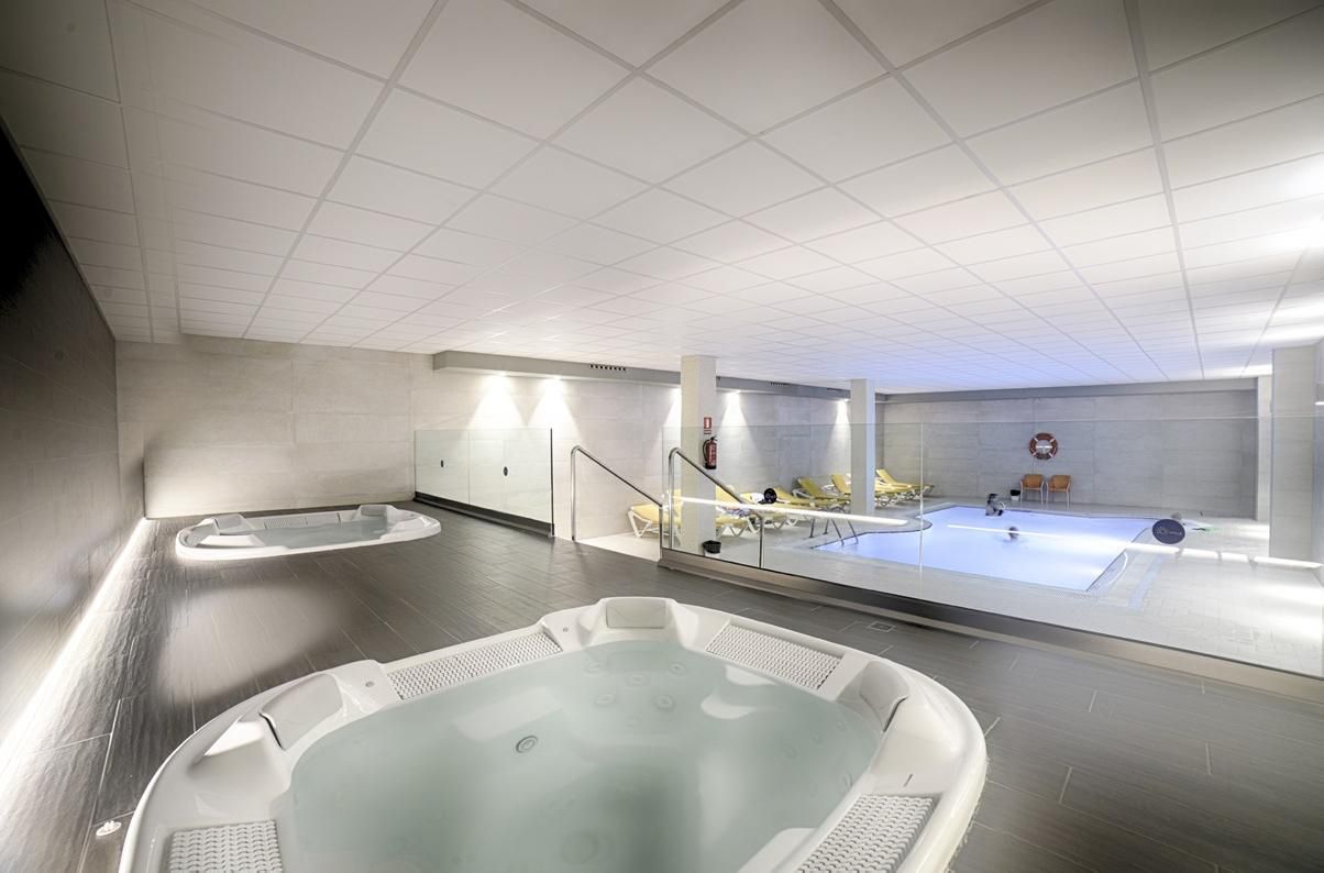 Bain à remous