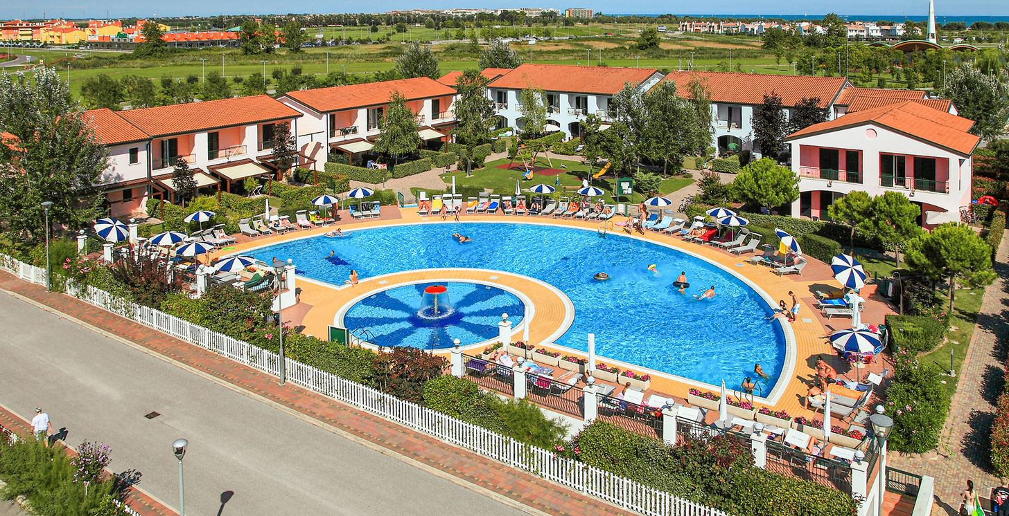 Altanea Resort