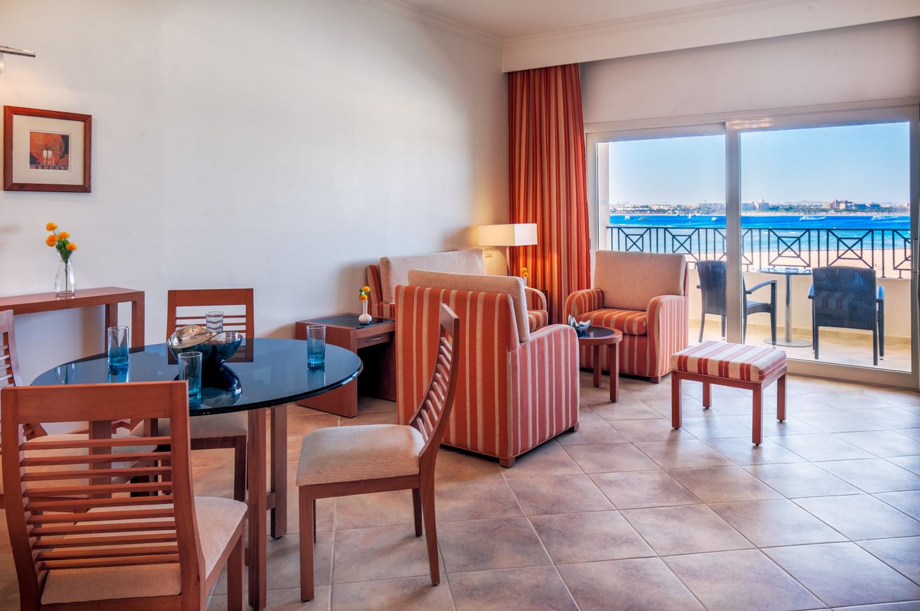 Suite Beach Resort