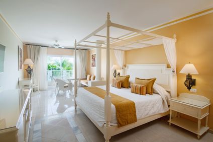 Junior Suite Deluxe Ocean Front