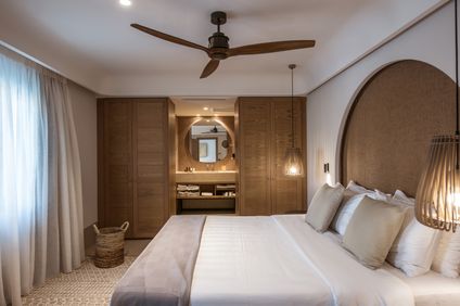 Junior Suite Swim Up